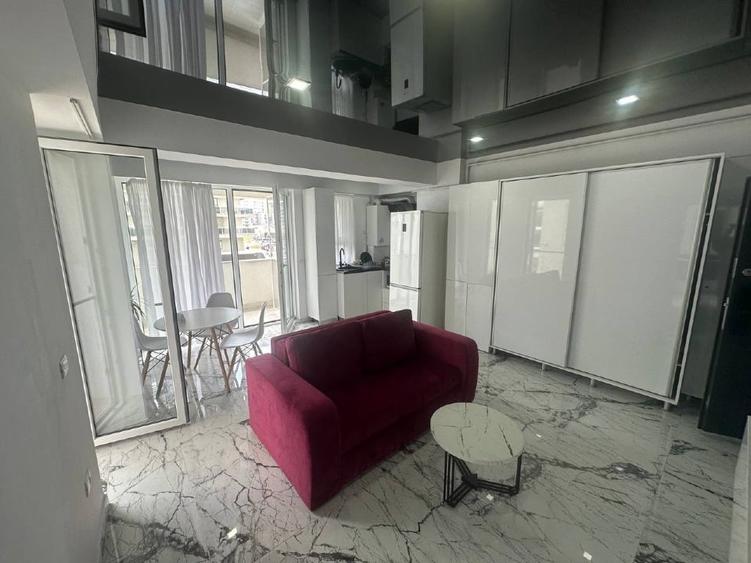 Apartament cu 2 camere semidecomandat, mobilat în Nord