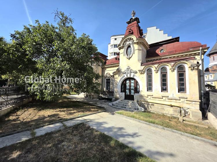 Casă individuală cu 5 camere cu Canalizare în Ultracentral