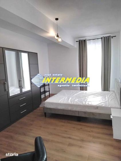 Apartament cu 3 camere decomandat, mobilat în Cetate