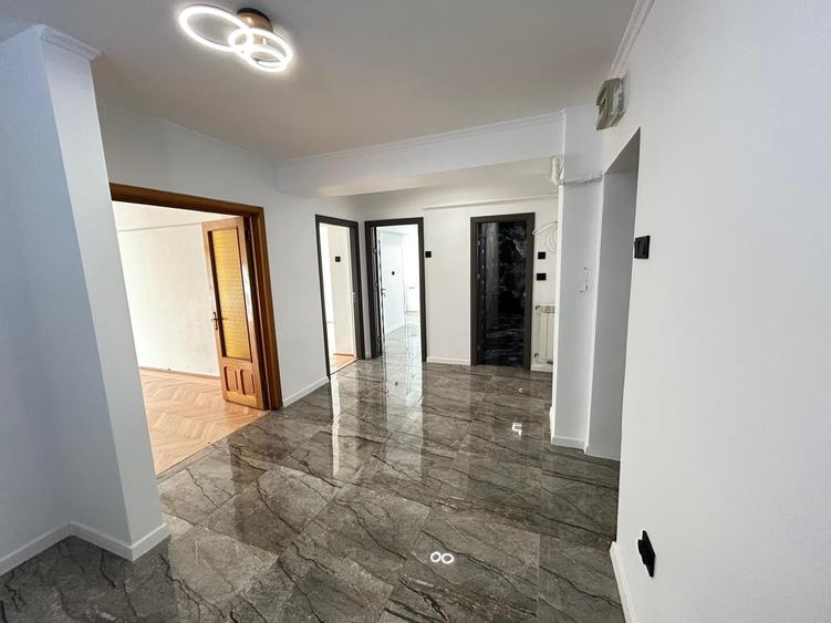 Apartament cu 2 camere decomandat în Unirii