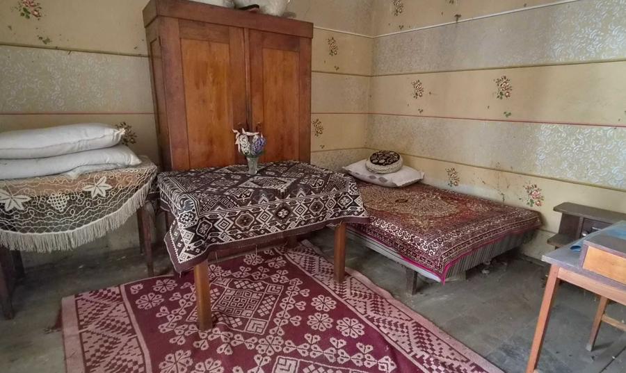 Casă cu 4 camere în Bozovici