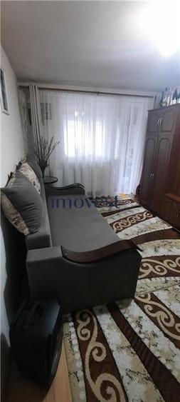 Apartament cu 3 camere decomandat în Carpați 1