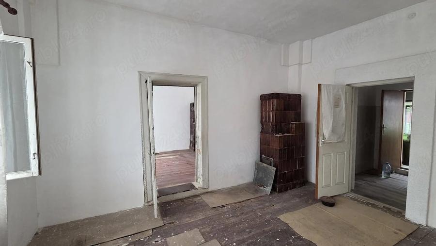 Casă cu 4 camere cu Teren 309 Mp în Vest