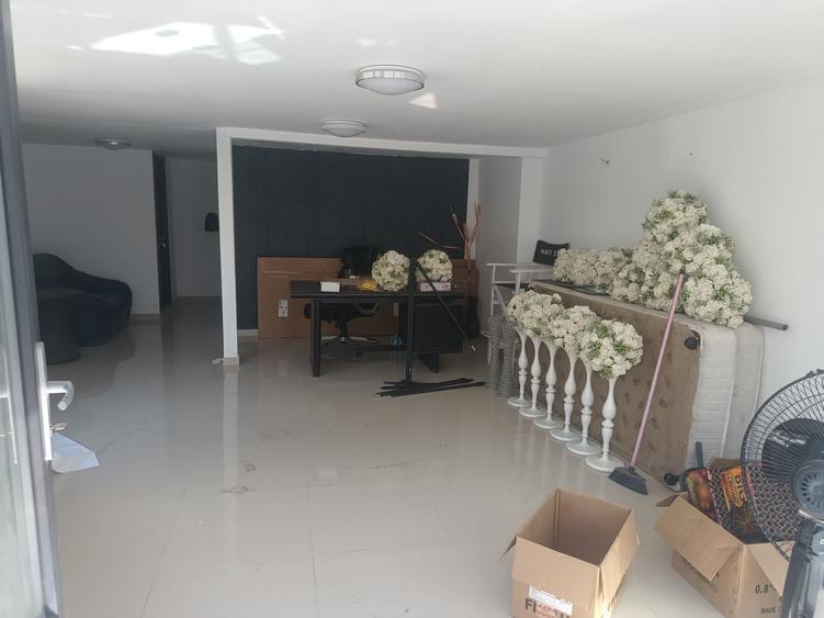 Spațiu comercial, de 43 mp, în Central