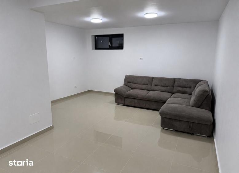 Apartament cu 3 camere în Calea București