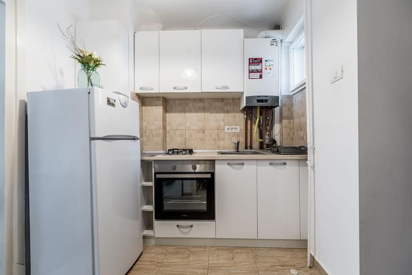 Apartament cu 2 camere nedecomandat, mobilat în Ultracentral