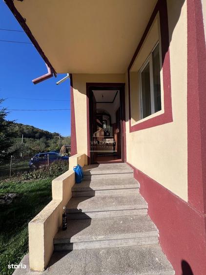 Casă cu 3 camere cu Teren 1709 Mp în Mățău
