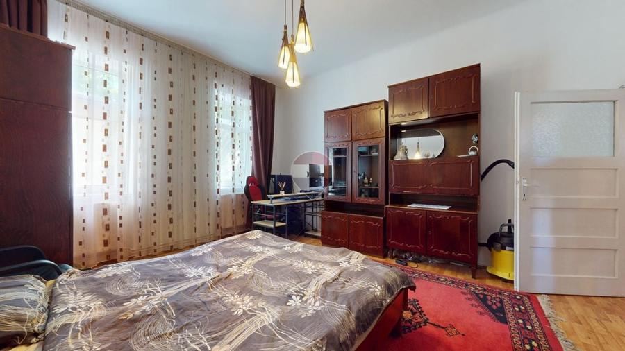 Apartament cu 2 camere decomandat, mobilat în Centrul Civic