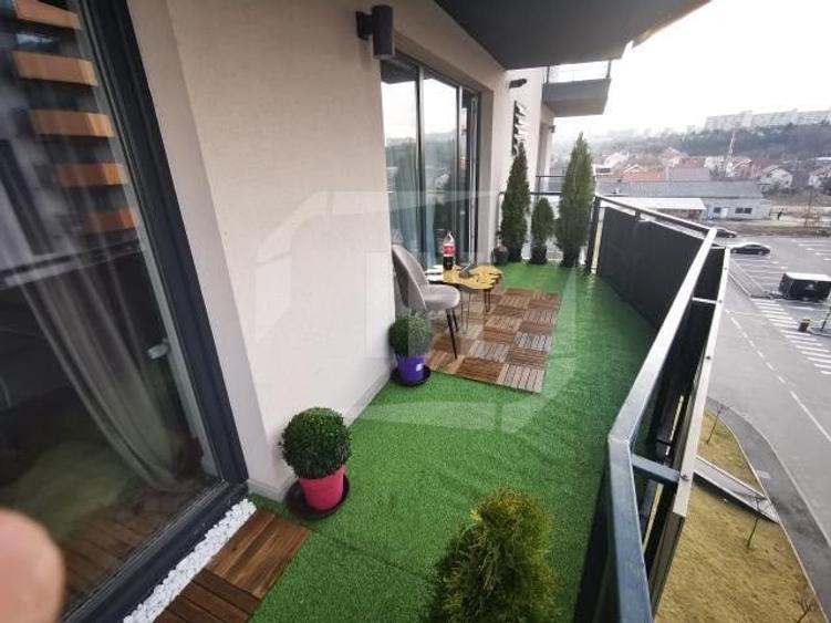 Apartament cu 2 camere semidecomandat, mobilat în Gheorgheni