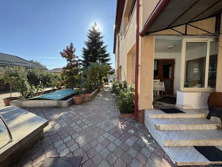 Casă cu 6 camere cu Teren 4057 Mp în Găneasa