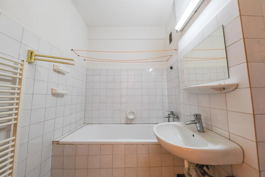 Apartament cu 2 camere, 65 mp, etaj intemediar,zona Calea Floresti - 11