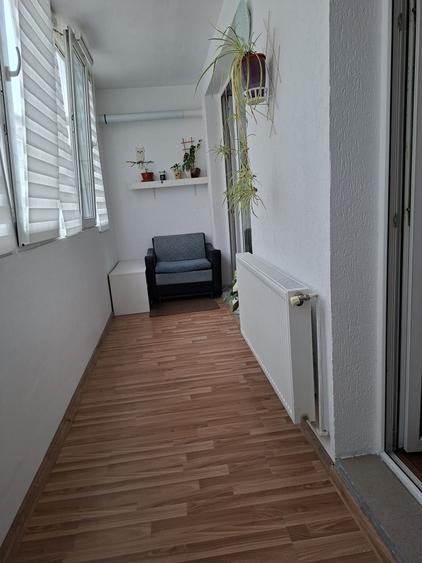 Apartament cu 2 camere semidecomandat în Florești