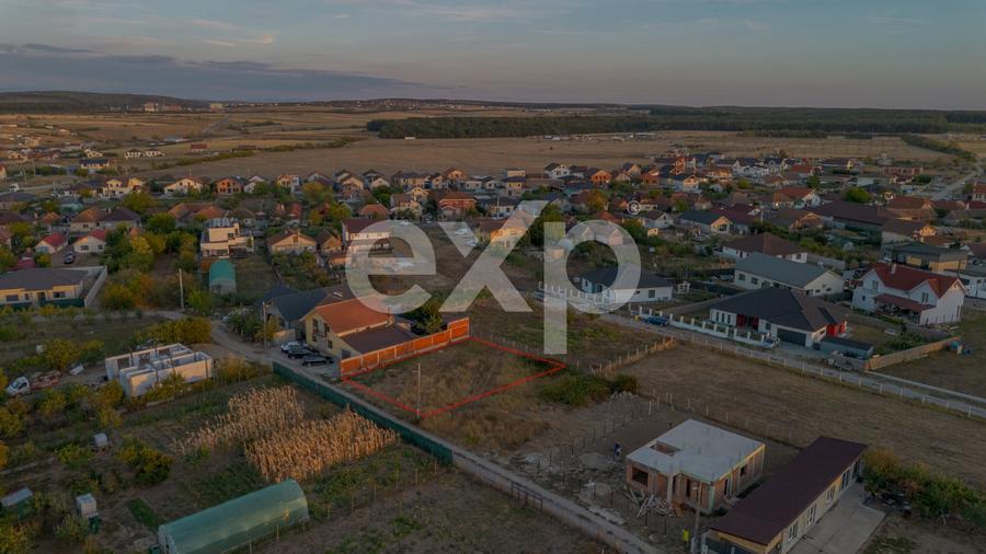 Teren Construcții intravilan de 503 mp, în Cihei