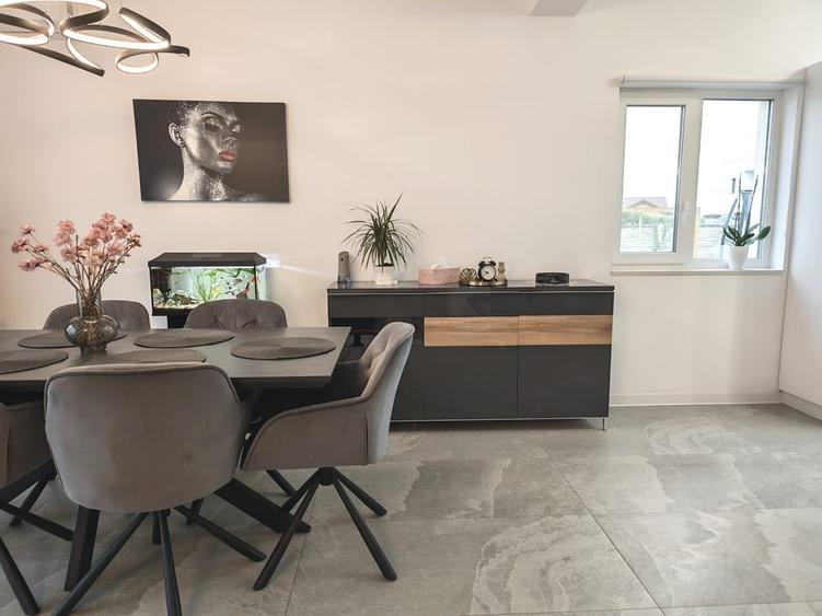 Duplex cu 4 camere cu Canalizare în Urseni