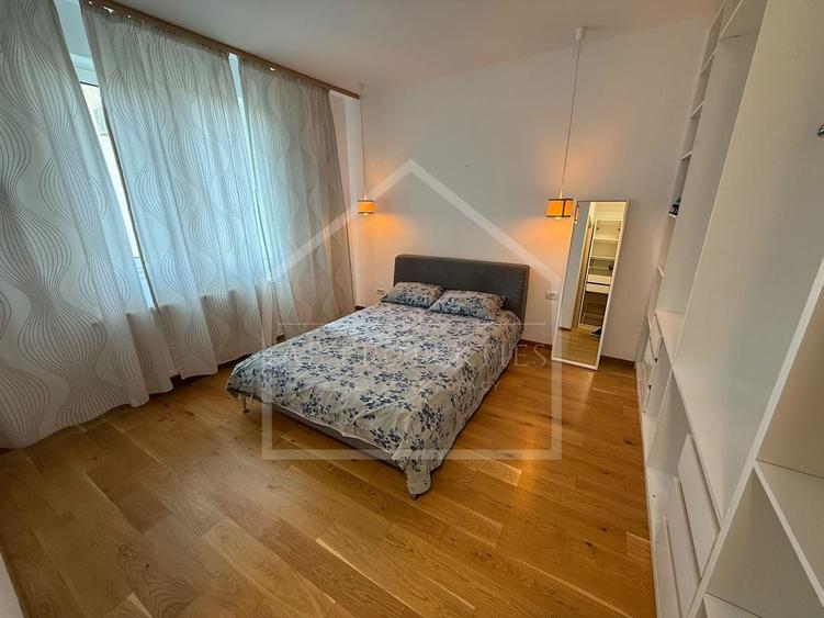 Apartament cu 3 camere decomandat, mobilat în Băneasa