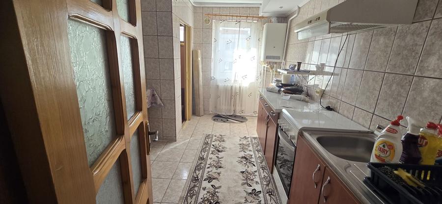 Apartament cu 3 camere decomandat în Fălticeni