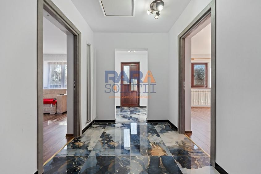 Casă individuală cu 3 camere cu Canalizare în Secuieni