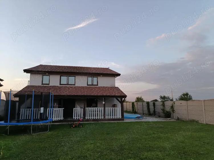 Casă cu 5 camere cu Teren 1000 Mp în Rudicica