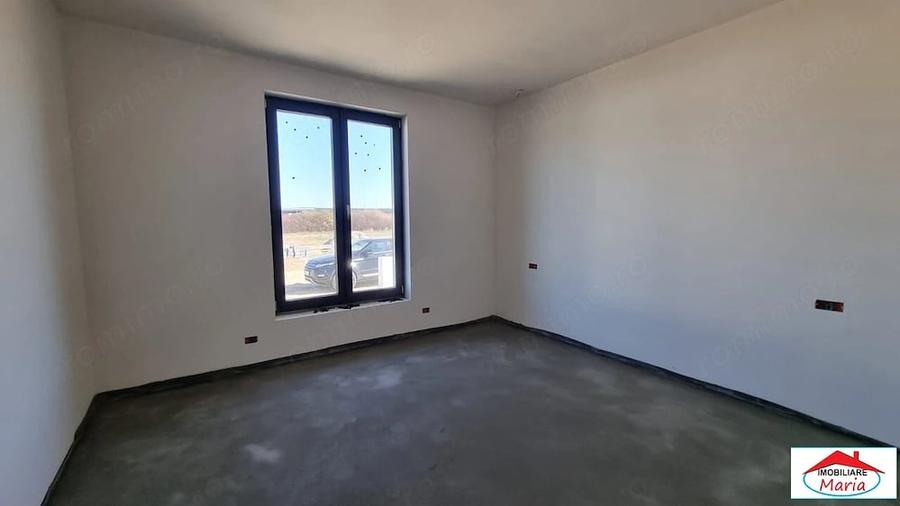 Casă cu Teren 670 Mp în Central