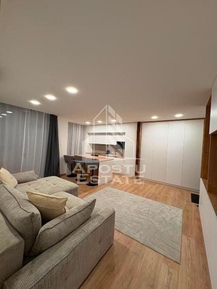 Apartament cu 2 camere semidecomandat, mobilat în Circumvalațiunii