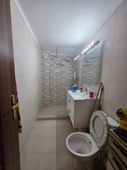 Apartament cu 2 camere decomandat în Vitan Mall
