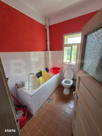 Casă cu 3 camere cu Teren 1111 Mp în Central