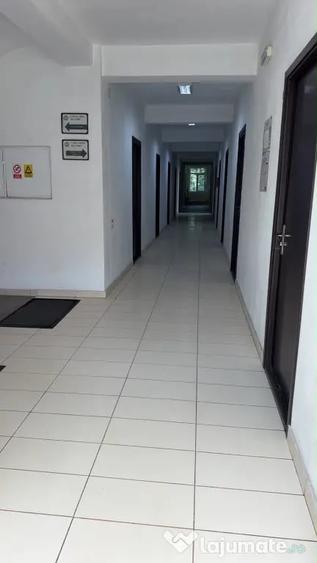Spațiu comercial, de 965 mp, în Sud