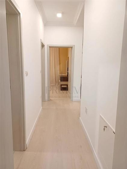 Apartament cu 3 camere decomandat în Chișoda