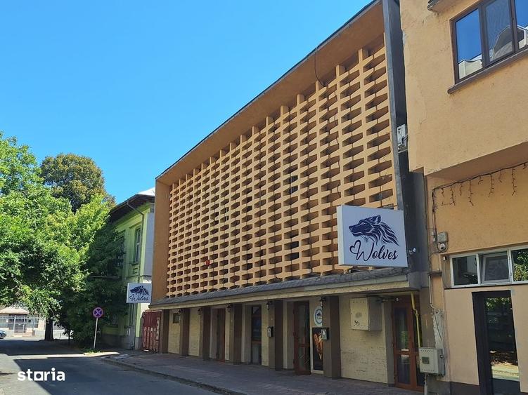 Spațiu comercial, de 1,100 mp, în Ultracentral