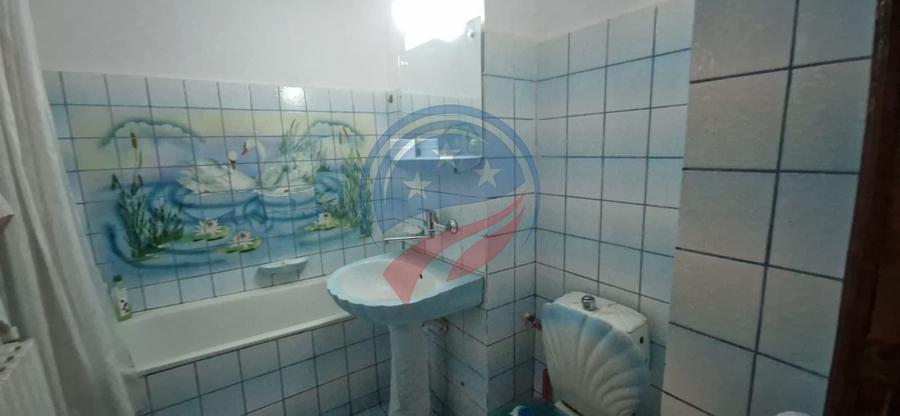 Apartament 4 camere | Parter | Bloc P+4 | Zonă rezidențială liniștită 1Mai - 8
