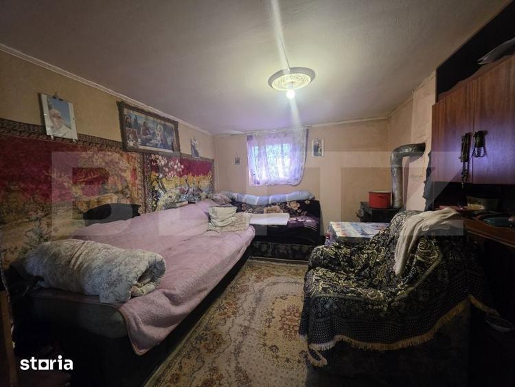 Casă cu 2 camere cu Teren 1336 Mp în Central