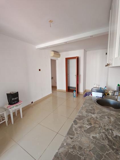 Apartament cu 2 camere decomandat în Poarta 6