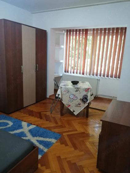 Garsonieră semidecomandată în Lunei
