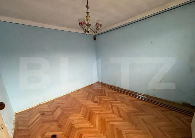 Apartament cu 2 camere nedecomandat în Primăverii