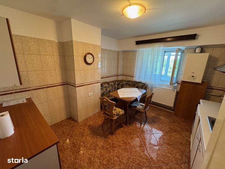 Apartament cu 2 camere, mobilat în Central