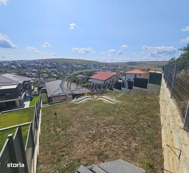 Casă cu 4 camere în Juc-Herghelie
