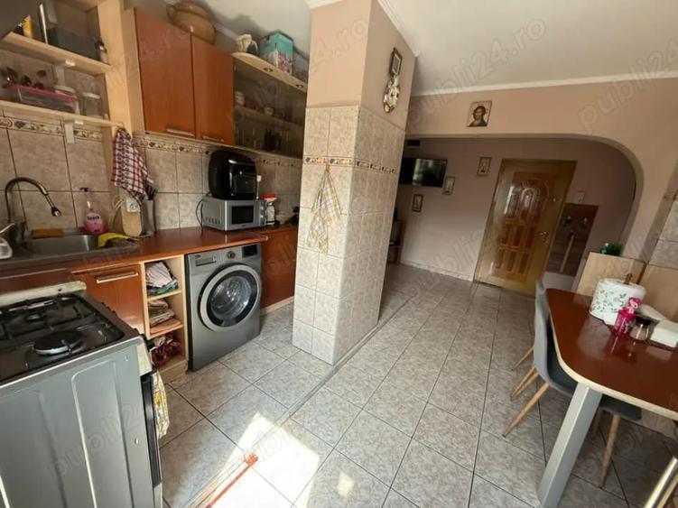 Apartament cu 4 camere în Central