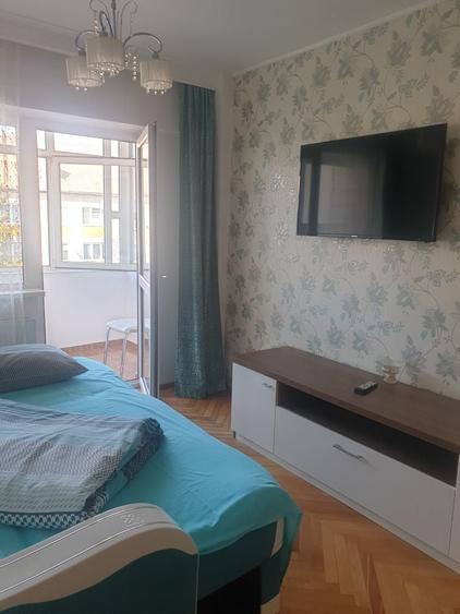 Apartament cu 2 camere decomandat în Lotrioara