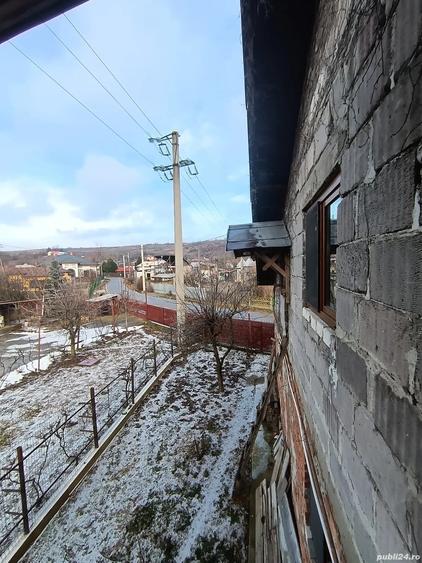 Casă cu 2 camere cu Teren 387 Mp în Răzvad