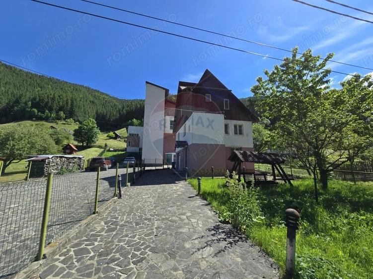 Casă cu 5 camere cu Teren 500 Mp în Moieciu