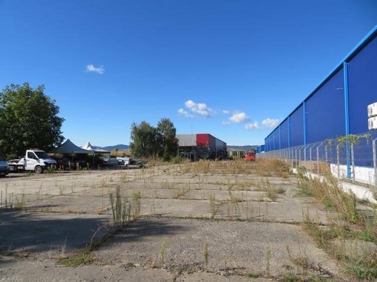 Spațiu industrial, de 993 mp, în Letea Veche