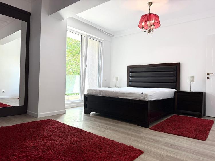 Apartament cu 3 camere decomandat în Pipera