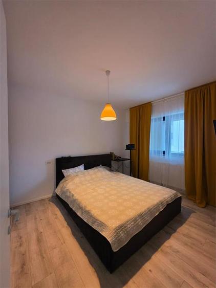 Apartament cu 2 camere decomandat în Vișani