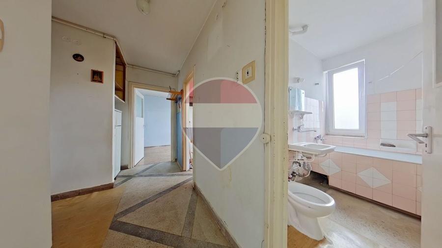 Apartament cu 2 camere decomandat în Central