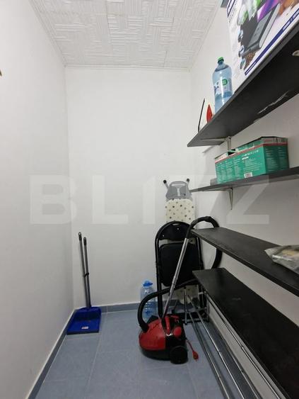 Apartament cu 3 camere semidecomandat în Central