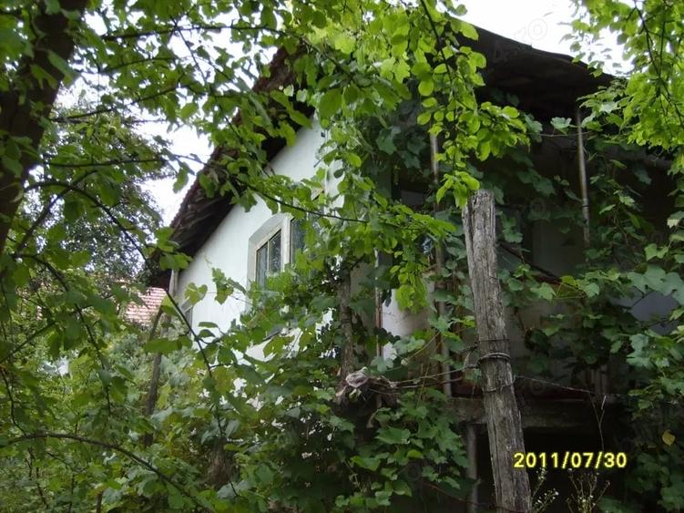 Casă cu 3 camere în Bala