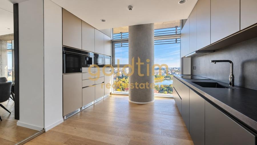 Apartament cu 4 camere semidecomandat, mobilat în Floreasca