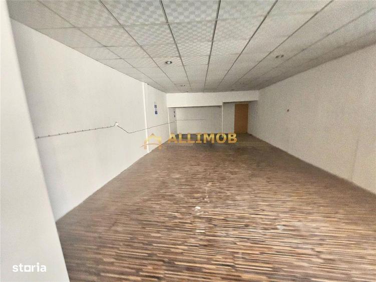 Spațiu comercial, de 200 mp, în Blejoi