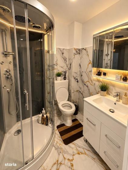 Casă cu 4 camere cu Teren 230 Mp în Central