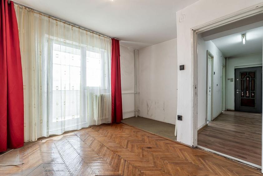 Apartament cu 2 camere decomandat în Confecții